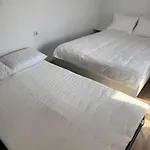 Cozy In 2 アパート Ardino